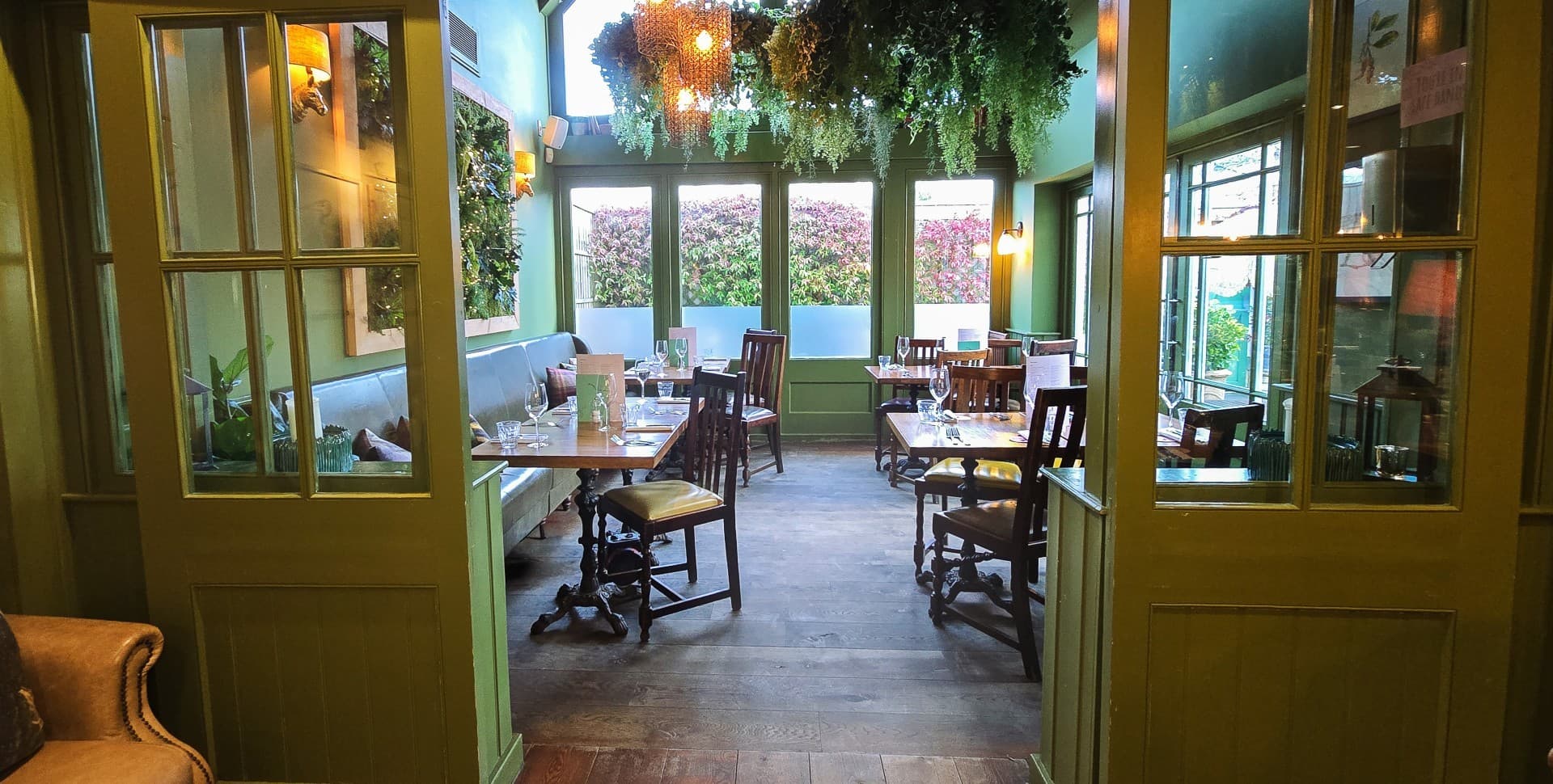 the-highwayman-berkhamsted-the-conservatory