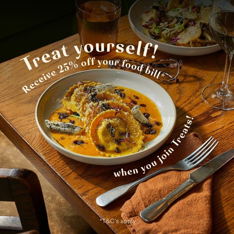 Cover Image for 25% off food before 2nd November at The Highwayman